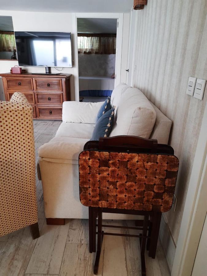 Un Apartamento Vacacional Con Detalles De Un Hogar Mairena del Aljarafe Bagian luar foto